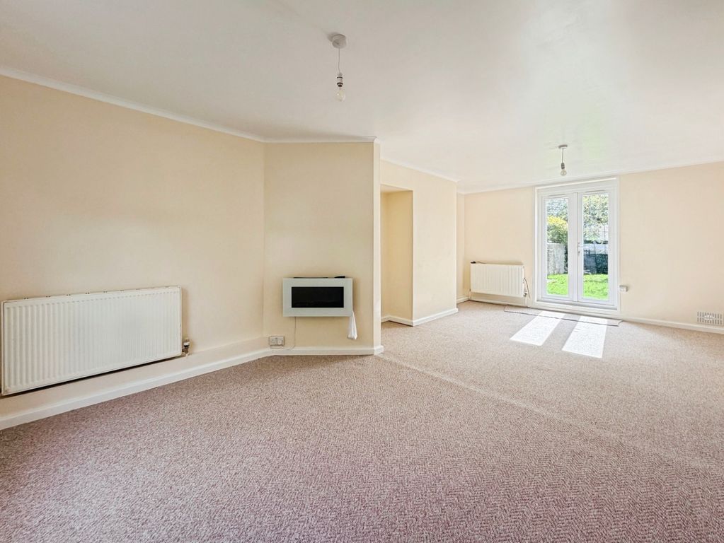 Property photo 2 of 15 5516904