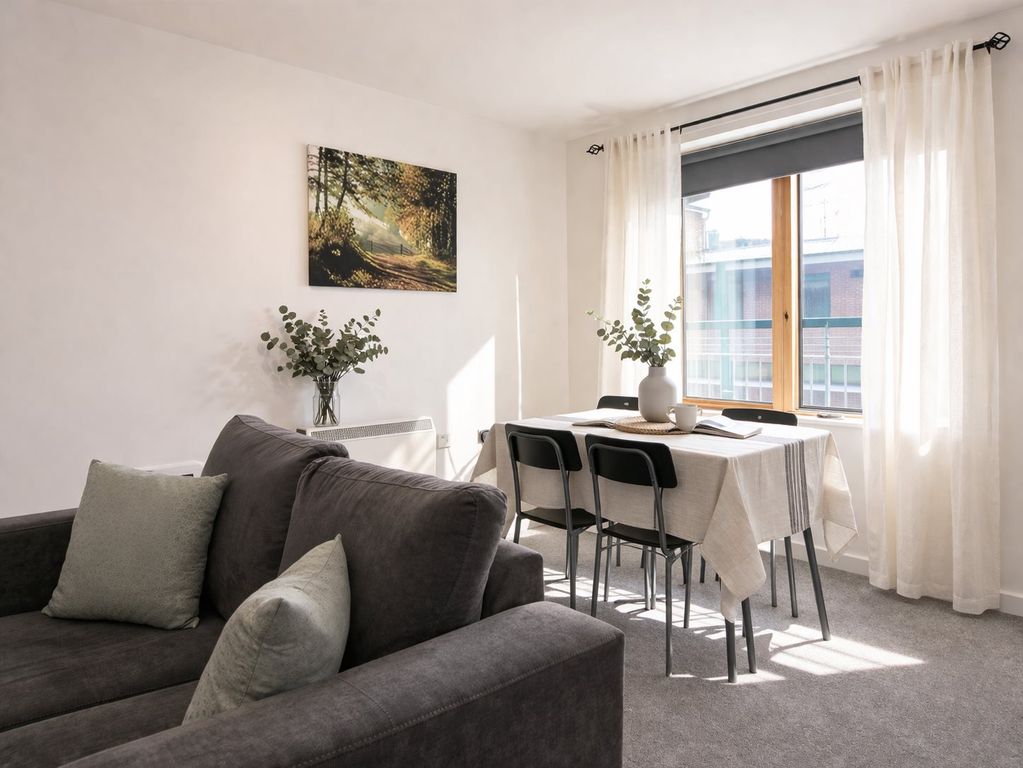 Property photo 2 of 7 Dining Area