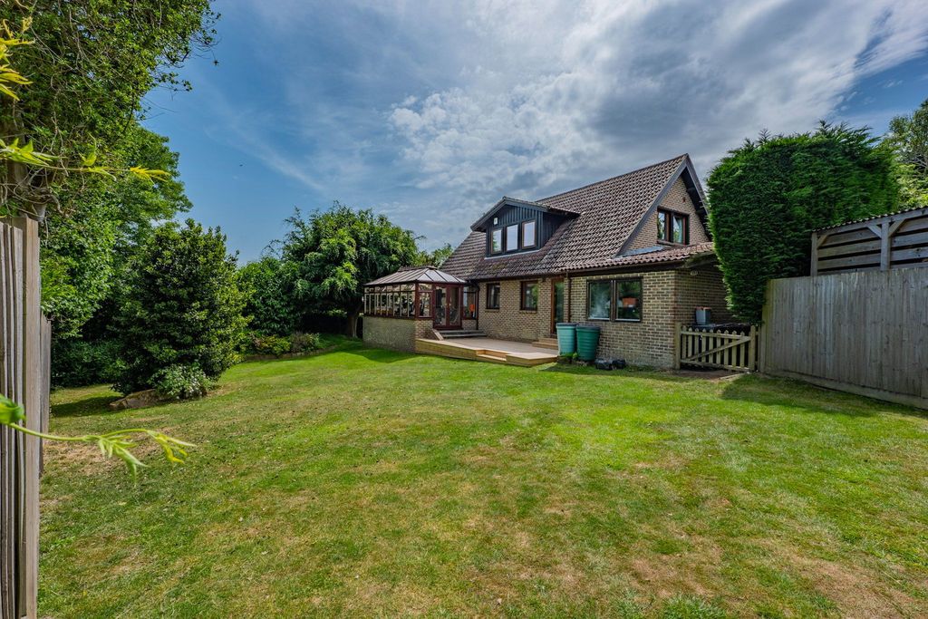 Property photo 3 of 17