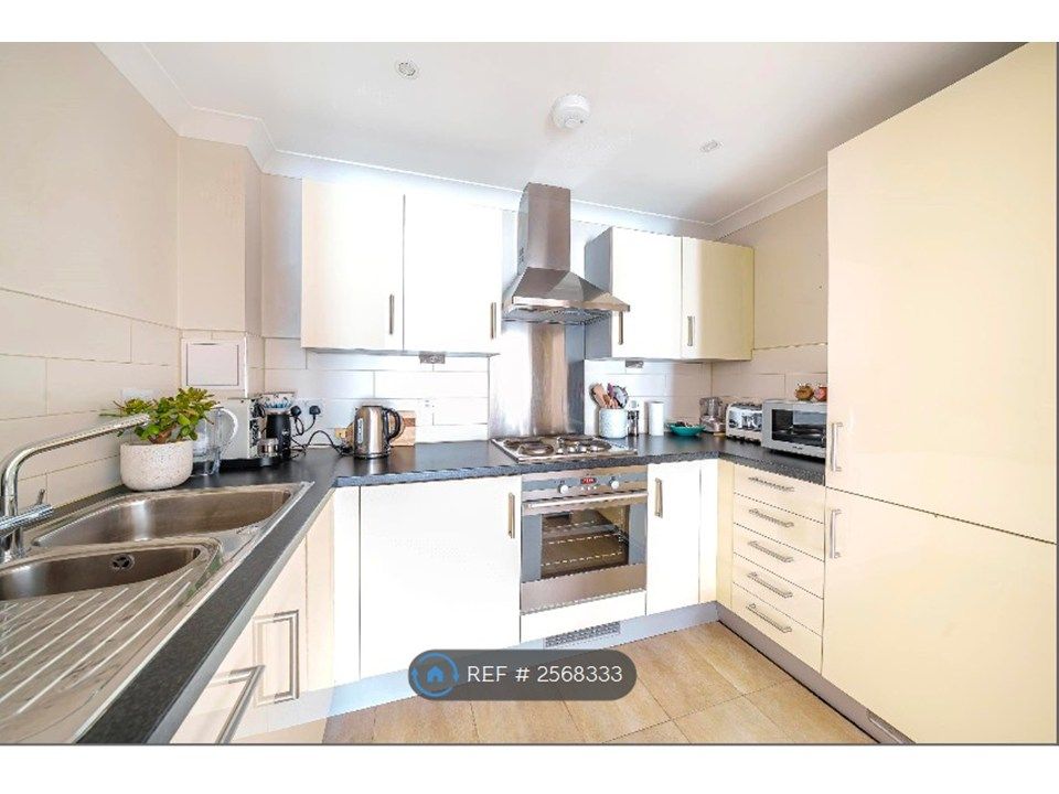 Property photo 3 of 10 Open Plan Kitchen