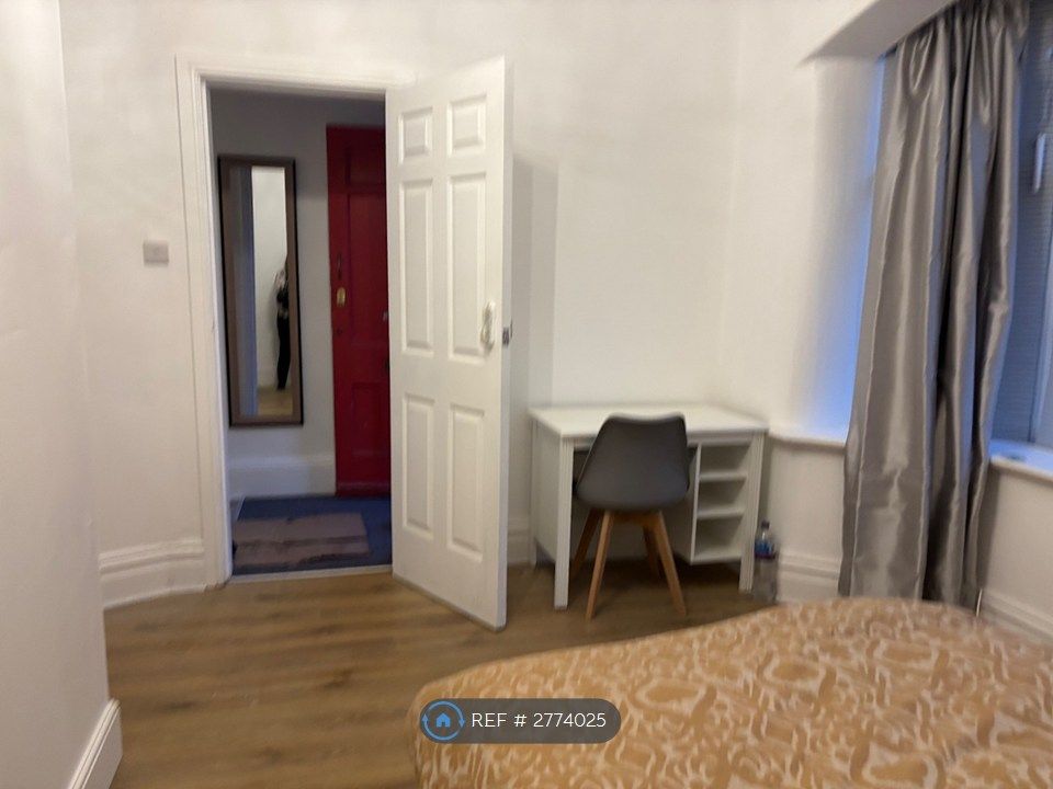 Property photo 3 of 8