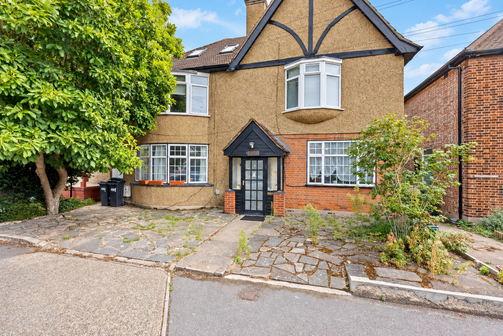 Property photo 1 of 11