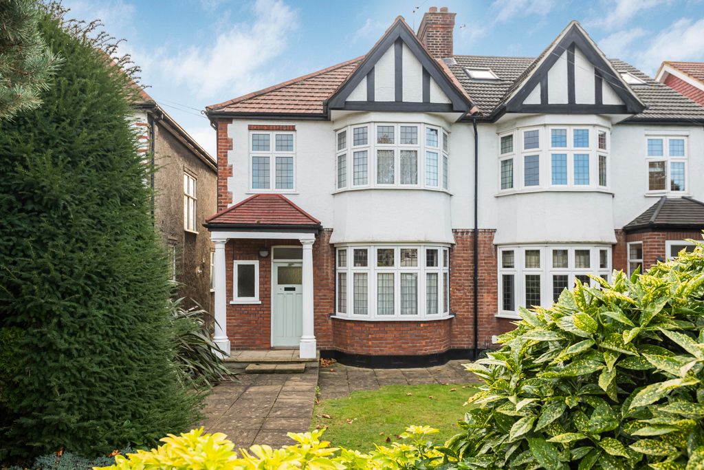 Property photo 1 of 23