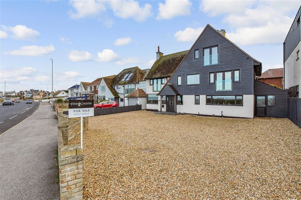 Property photo 3 of 17 External (Web)