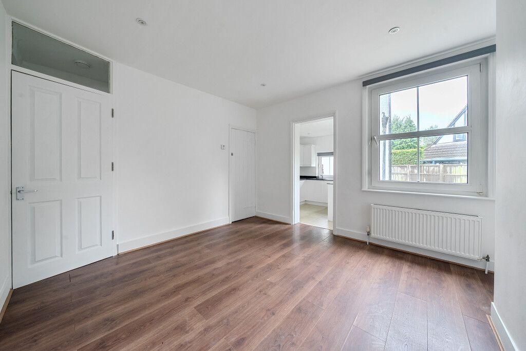 Property photo 3 of 19 1356452-15-68Ca9F...