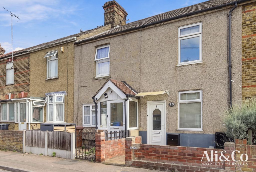 Property photo 1 of 31