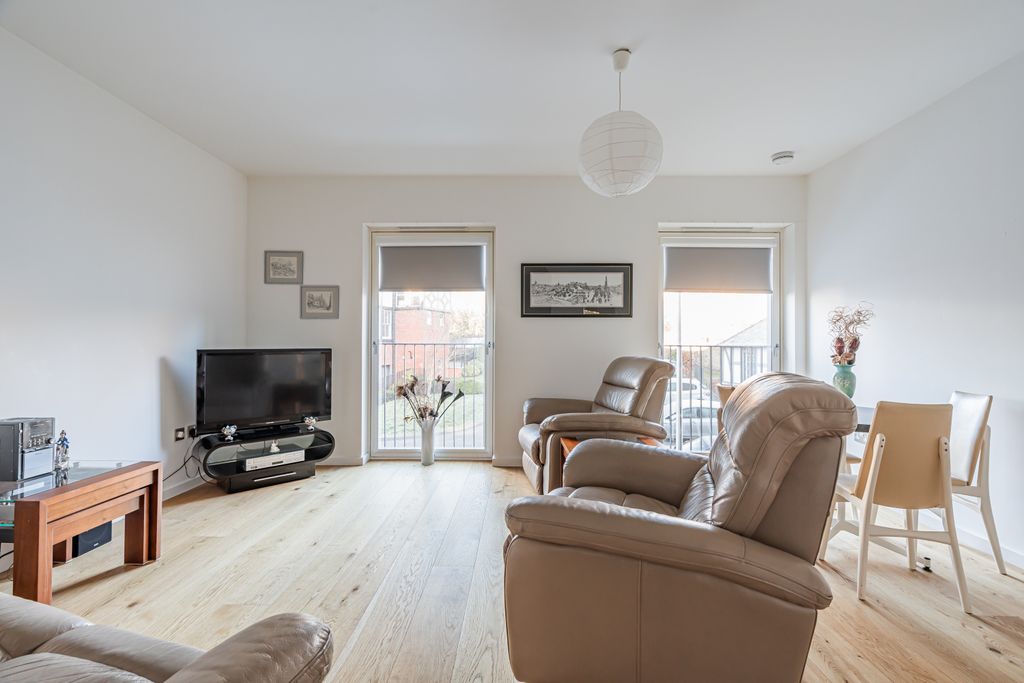 Property photo 3 of 16 Property Image 3