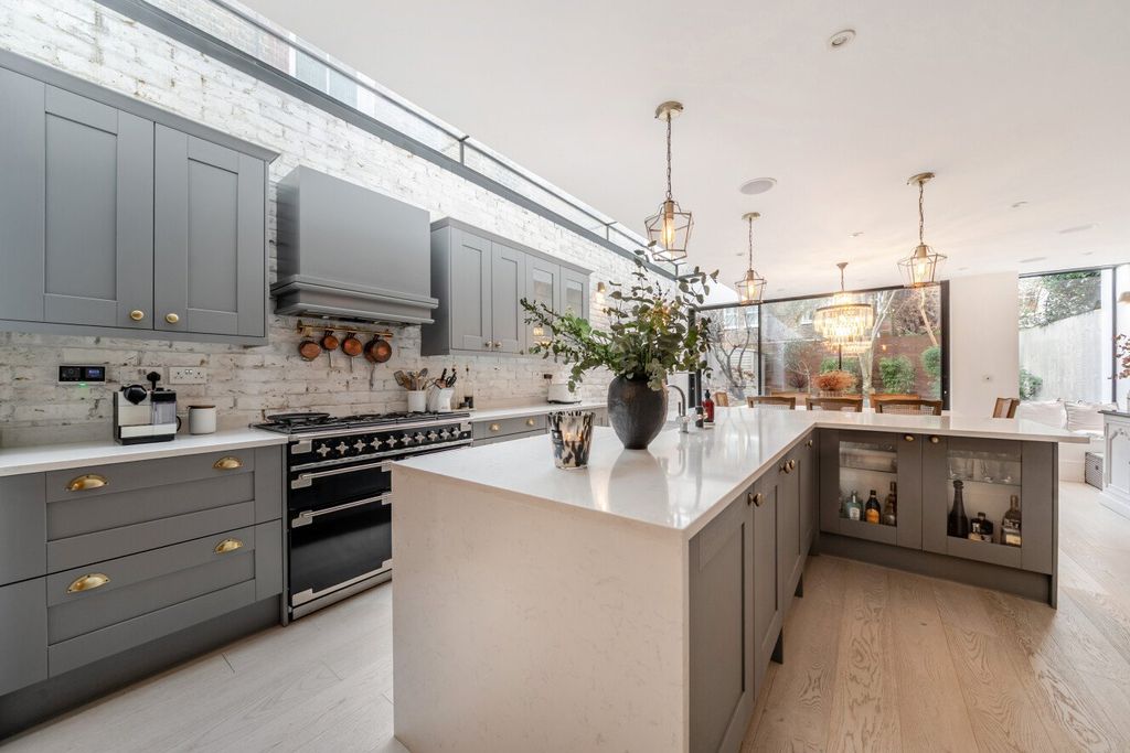 Property photo 1 of 15 Picture No. 19