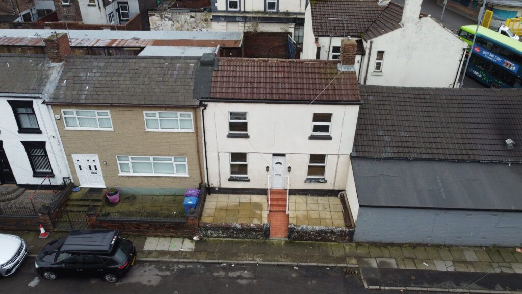 Property photo 2 of 14