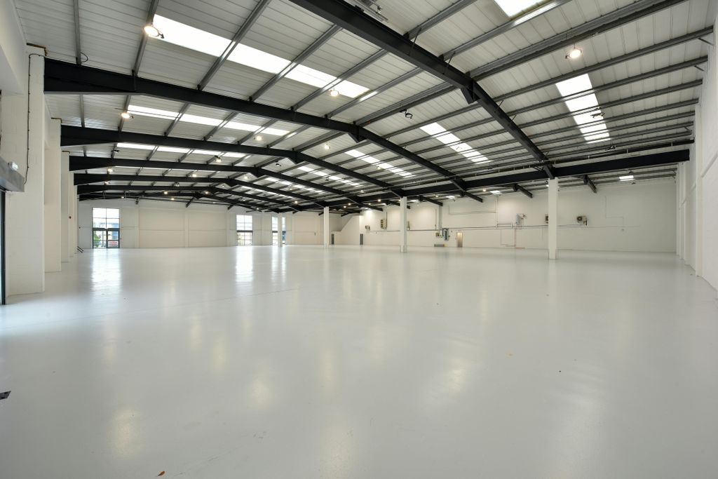 Property photo 3 of 7 A025A249270541Fbbf49c0F3A61A8Fcb.Jpg