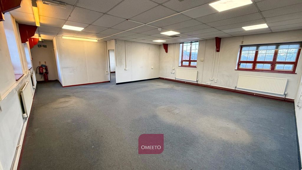 Property photo 1 of 8 Office To Rent