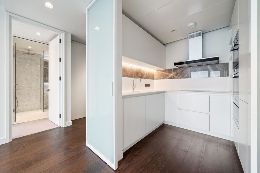 Property photo 3 of 14 Image 6