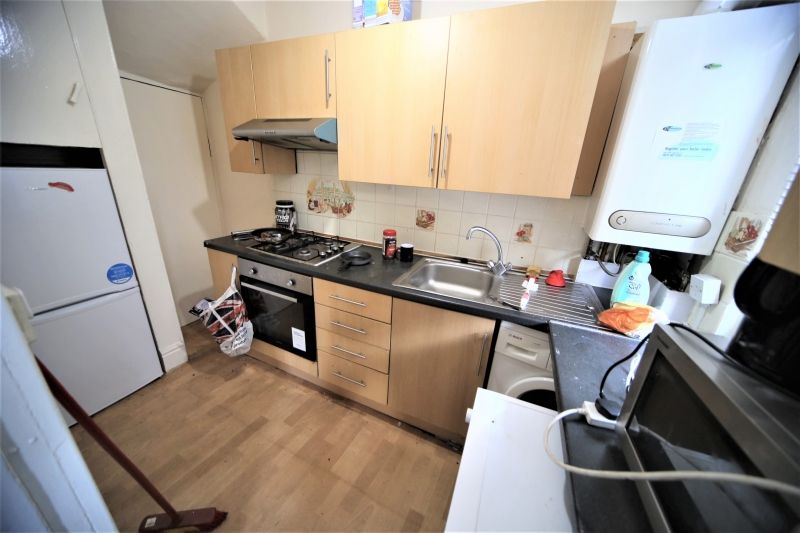 Property photo 3 of 6