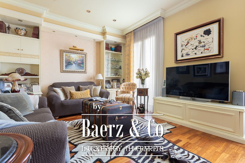 Property photo 3 of 35