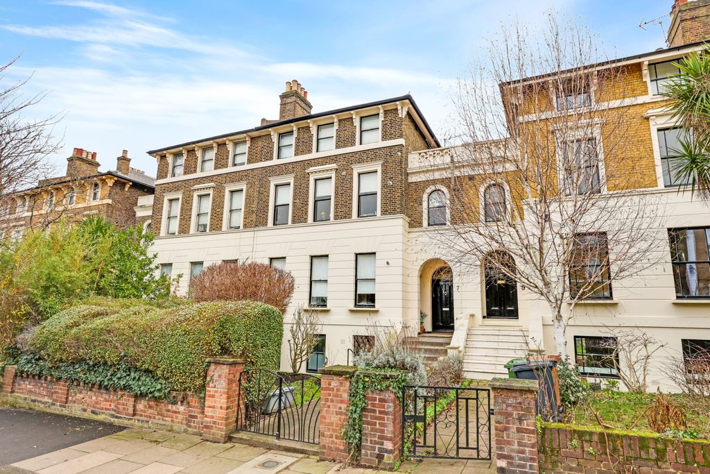 Property photo 1 of 9 1.External.Jpg