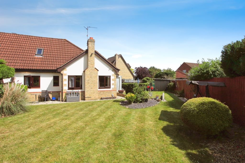 Property photo 1 of 16