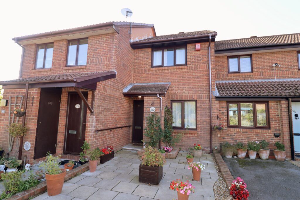 Property photo 1 of 9