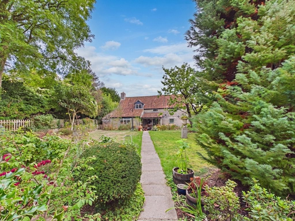Property photo 1 of 31 Photo 29