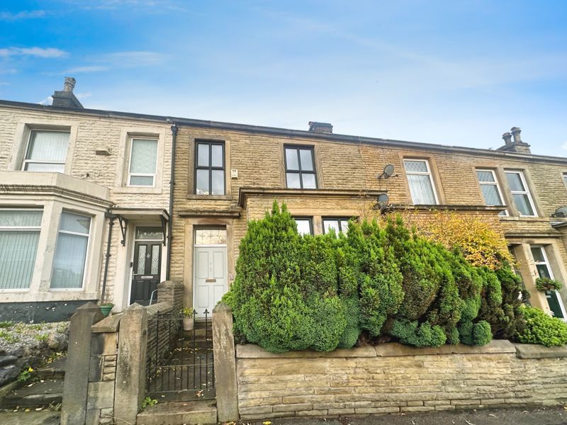 Property photo 1 of 15 External