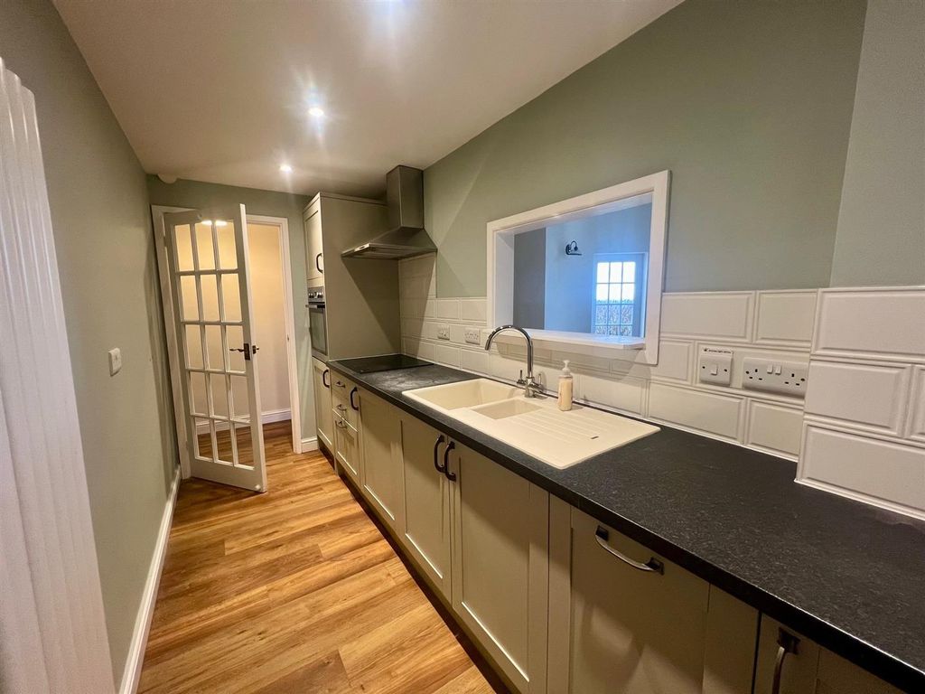 Additional image 11 of 1 bed flat for saleWorcester Road, Malvern WR14