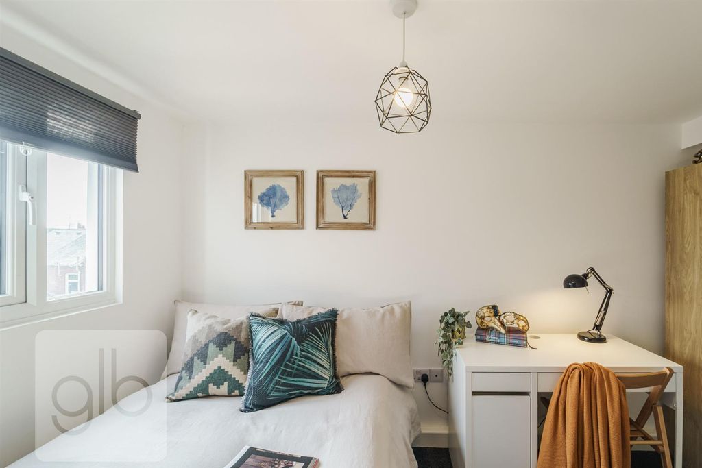 Property photo 3 of 11 4.Png