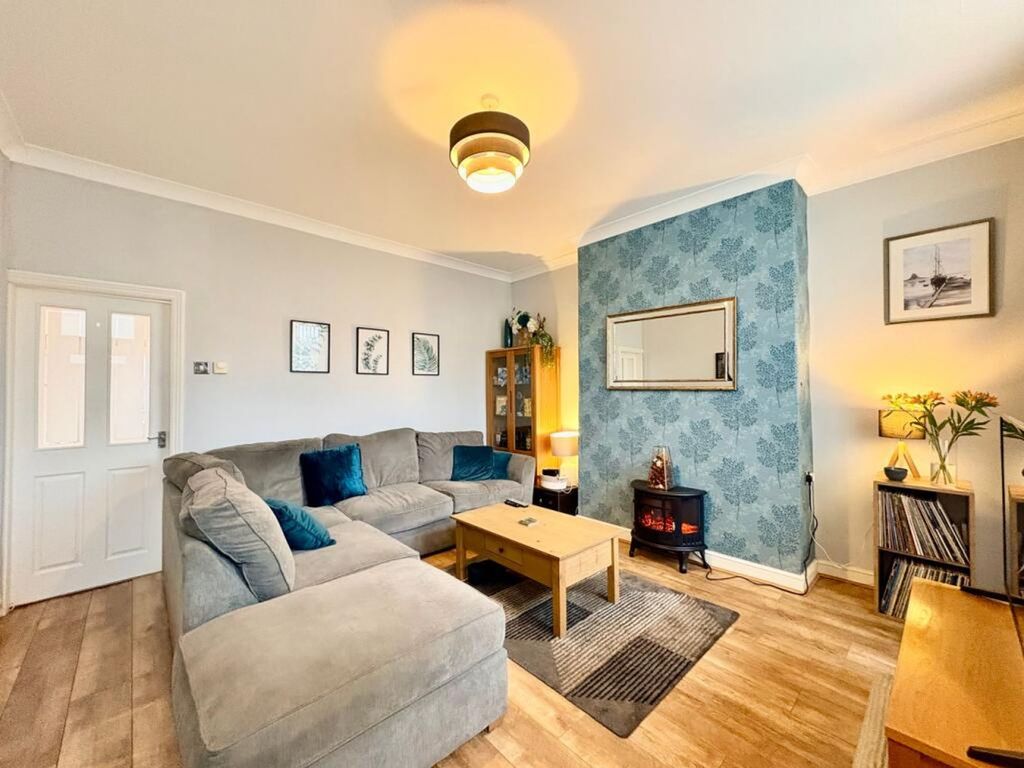 Property photo 2 of 16