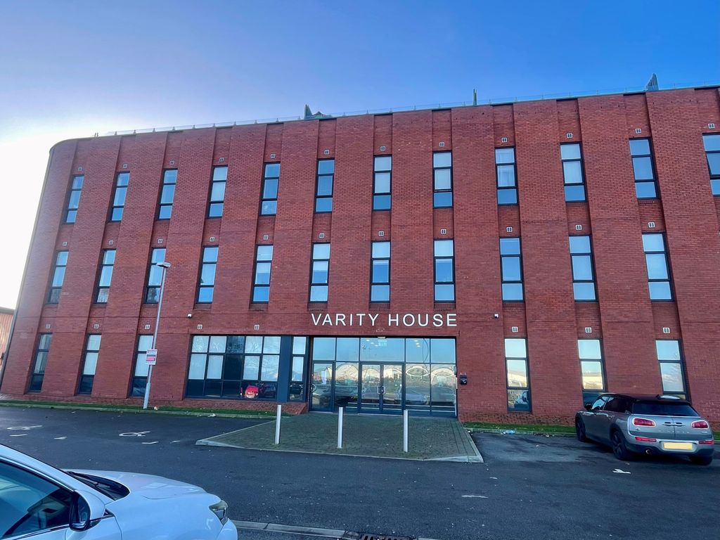 Property photo 1 of 8 Front