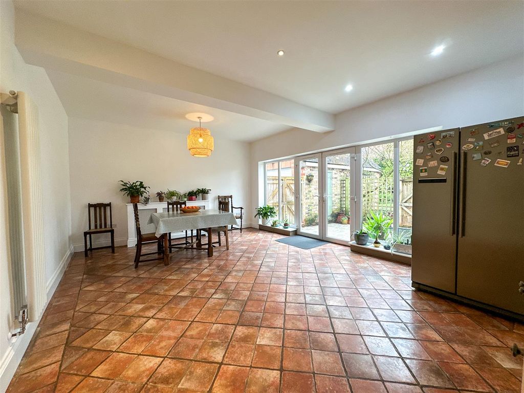 Property photo 3 of 18 Img_2914.Jpg