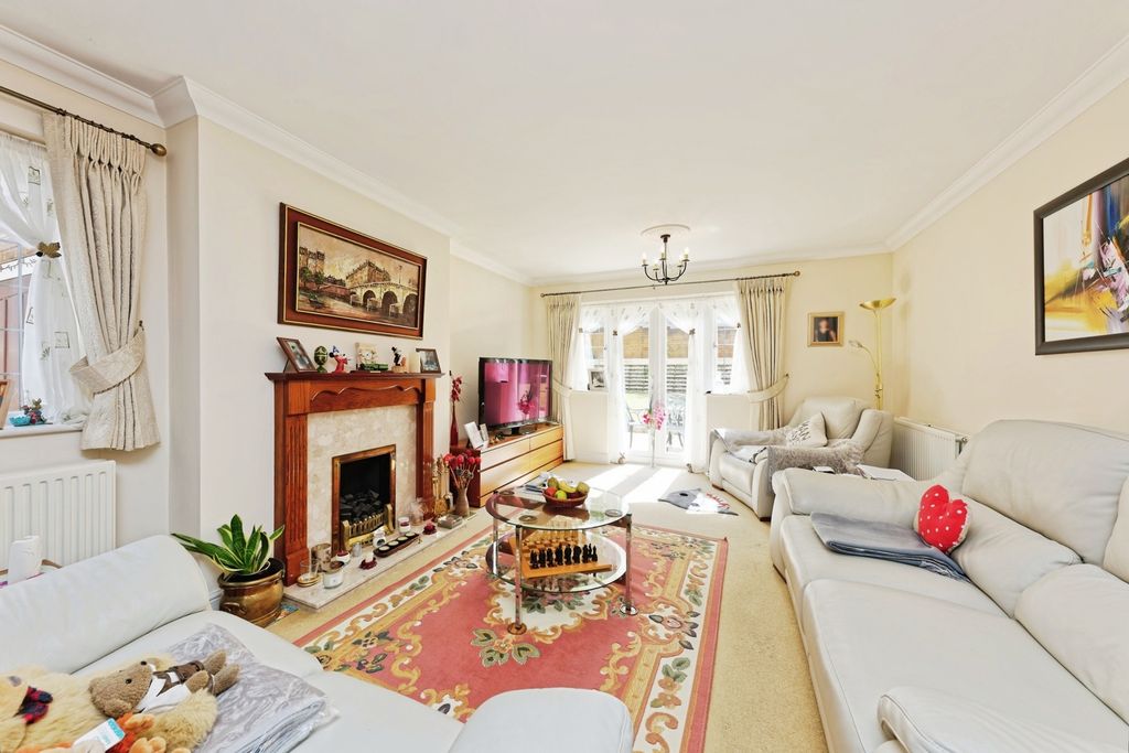 Property photo 2 of 20 Pbox-Img.Jpg