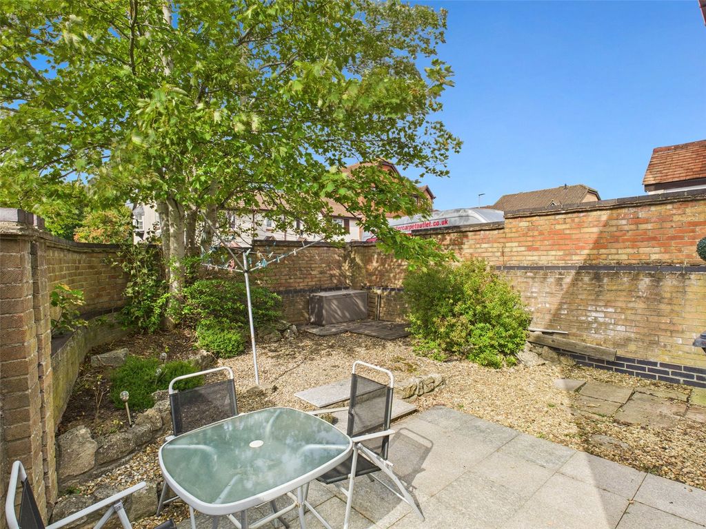 Property photo 2 of 14 Picture No. 03