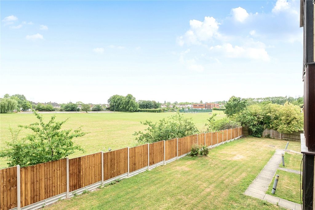 Property photo 2 of 19 Picture No. 31