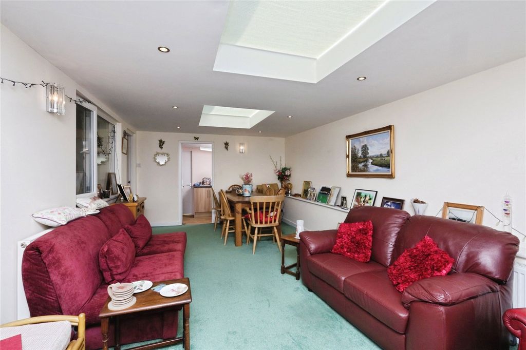 Property photo 3 of 20 Picture No. 10