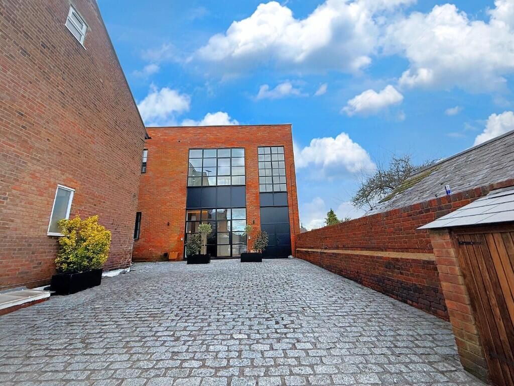 Property photo 1 of 17 Front Shot Main.Jpeg