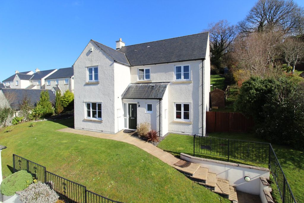 Property photo 1 of 24