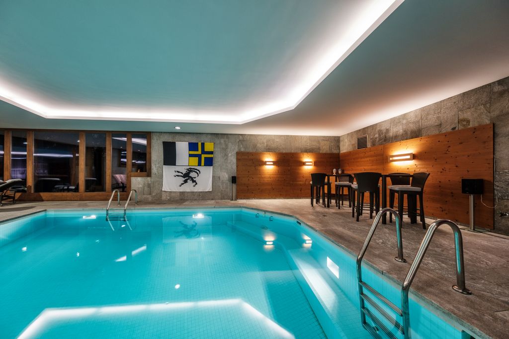 Property photo 2 of 6