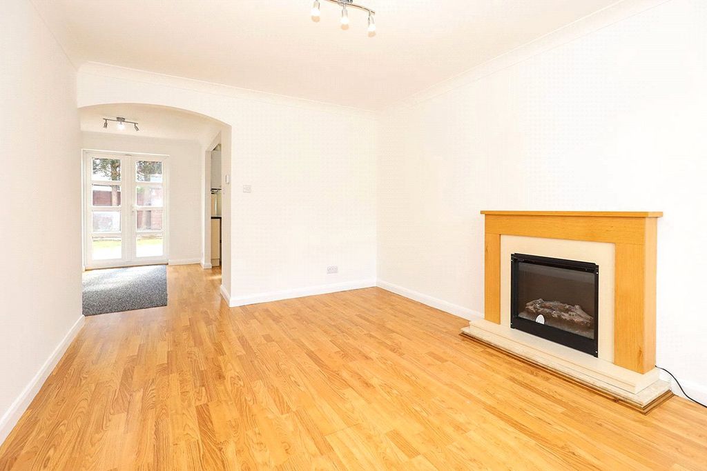 Property photo 2 of 8 Living Room
