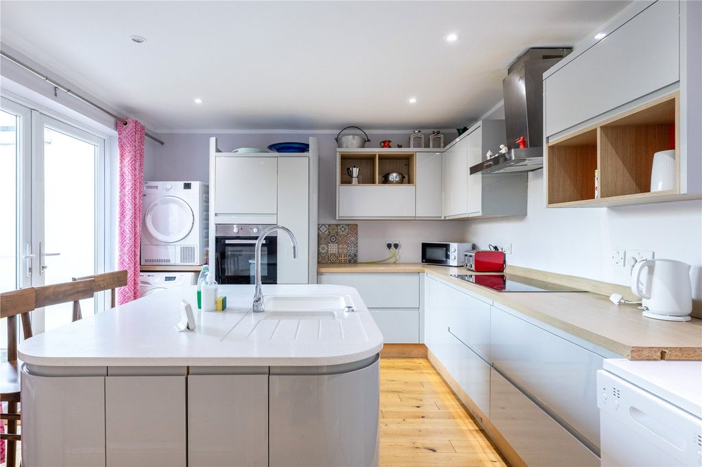 Property photo 3 of 14 Picture No. 03