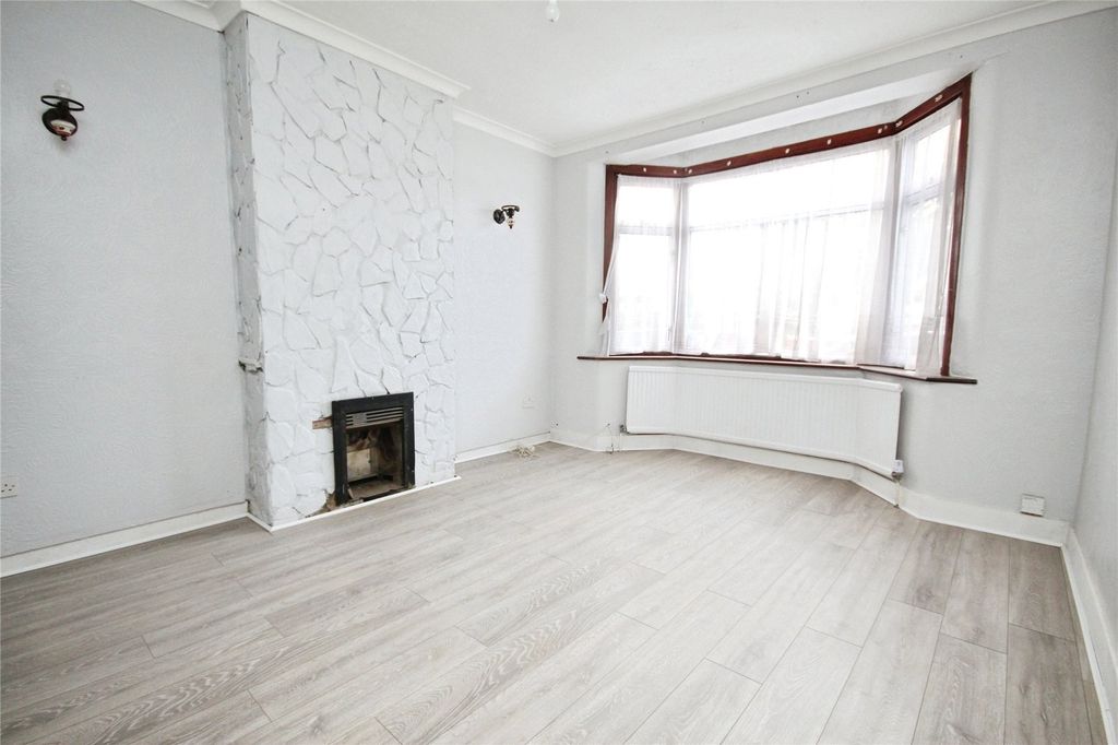 Property photo 3 of 8 Picture No. 07