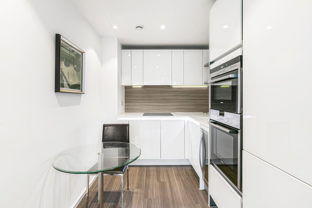 Property photo 3 of 19 Reception/Kitchen