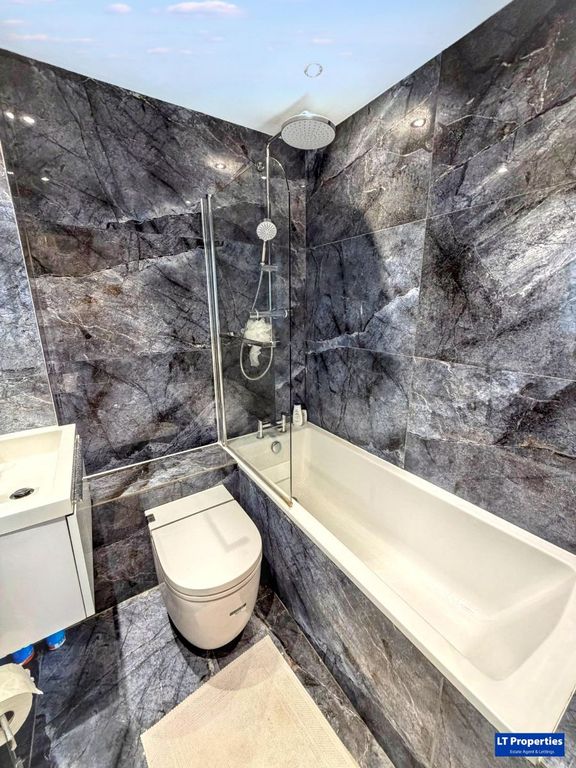 Additional image 8 of 1 bed property for saleOld School Walk, Slip End, Luton LU1