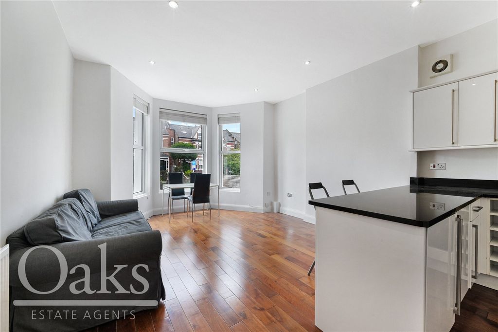 Property photo 3 of 8 Picture No. 03