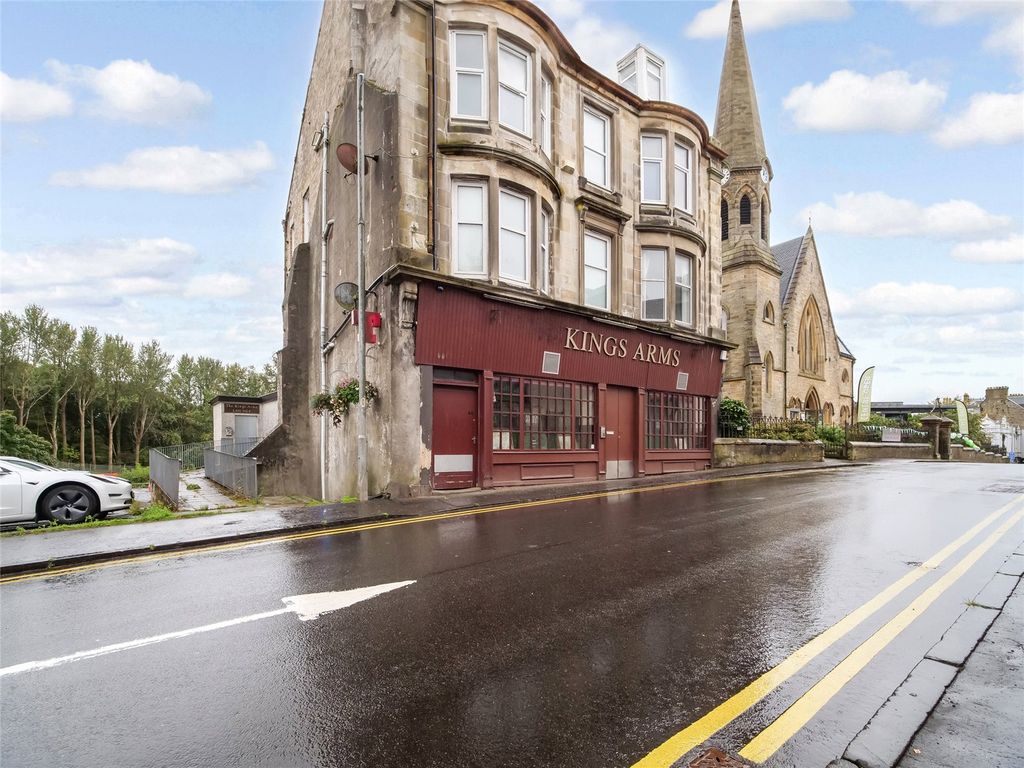 Property photo 1 of 12 Front