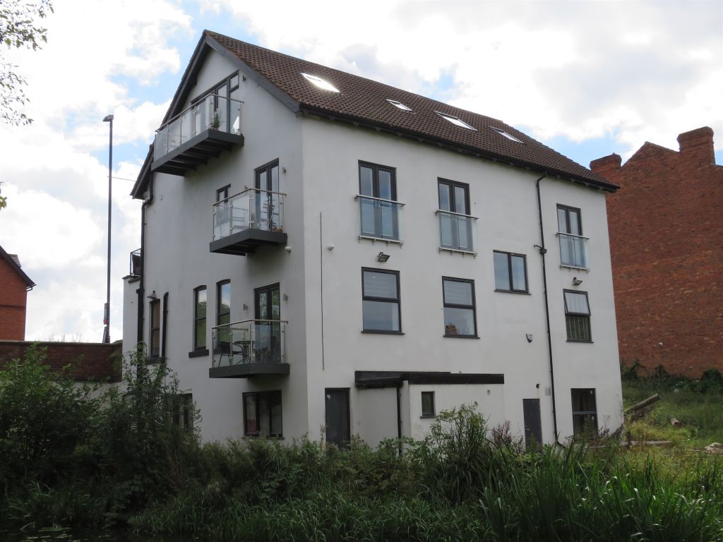 2 bed penthouse for sale Ilkeston Junction