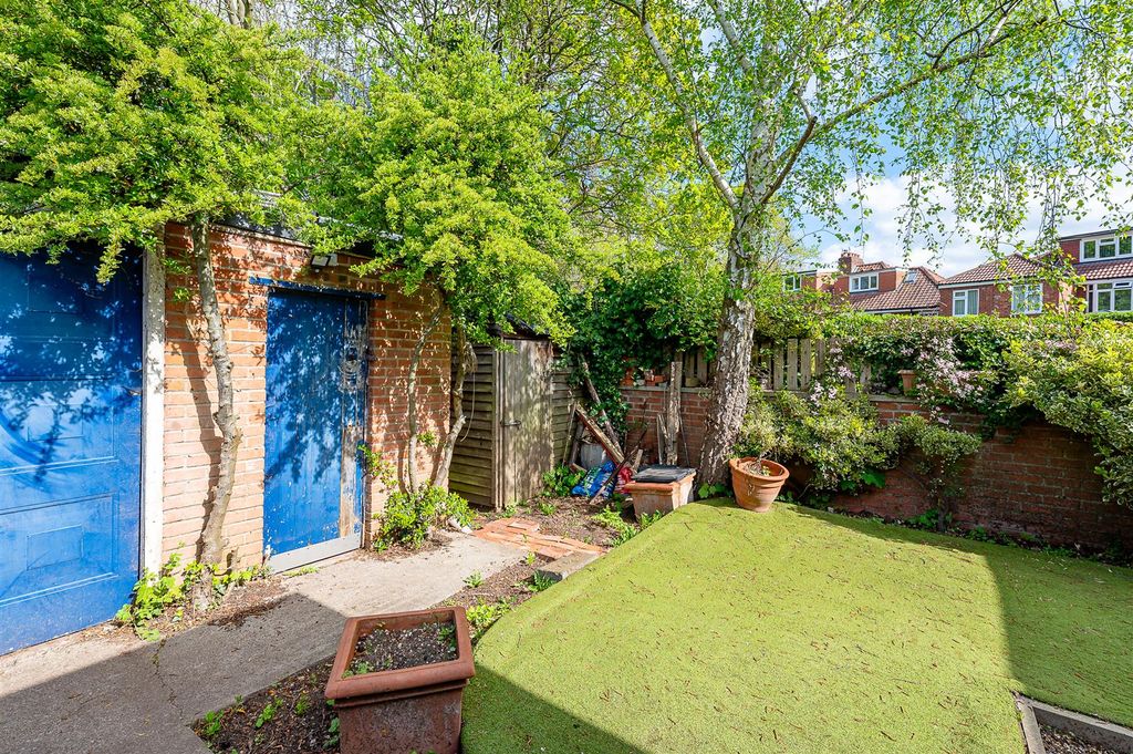 Property photo 3 of 16 Rear