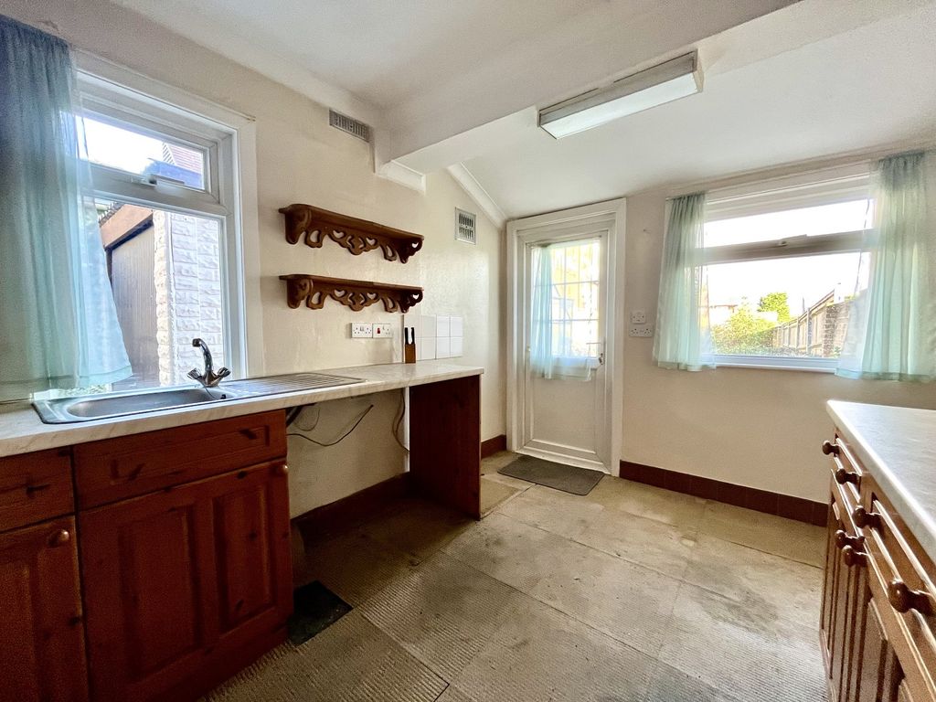 Property photo 3 of 11 Not Specified