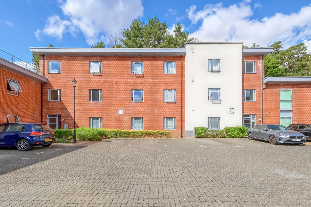 Property photo 1 of 10 Picture No. 04
