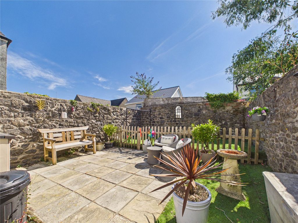 Property photo 2 of 21 Picture No. 55