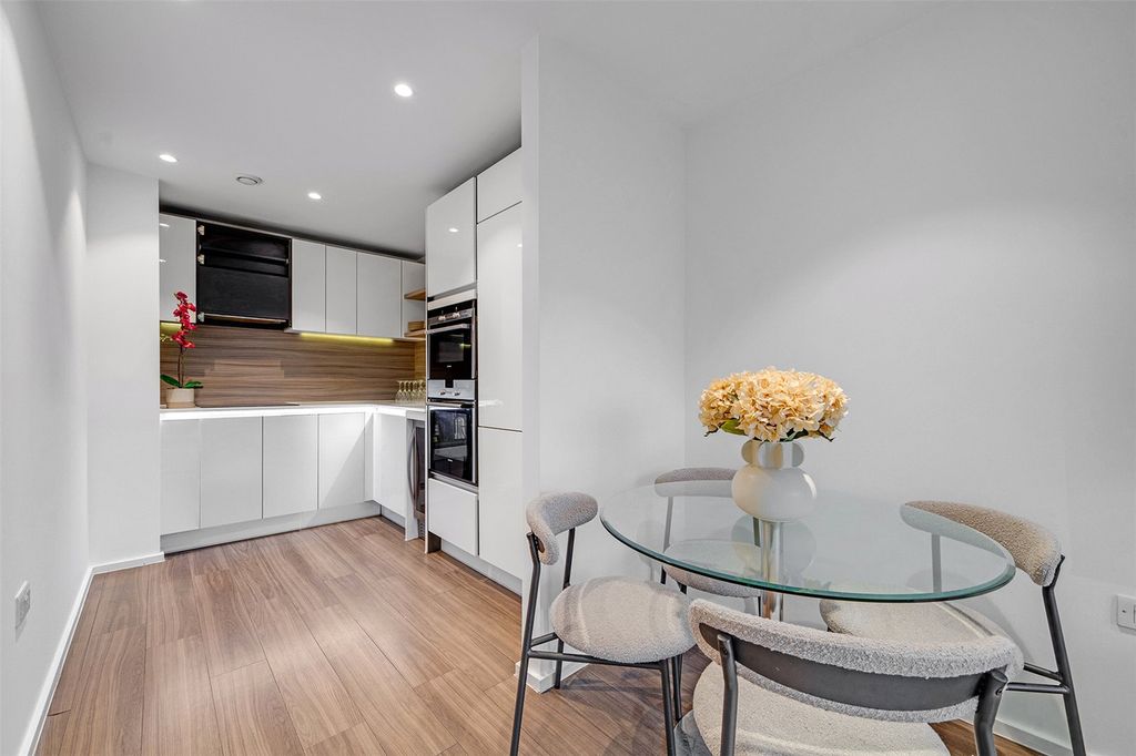 Property photo 3 of 14 Picture No. 29