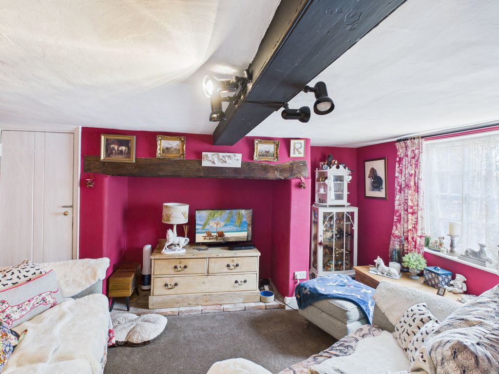Property photo 2 of 48