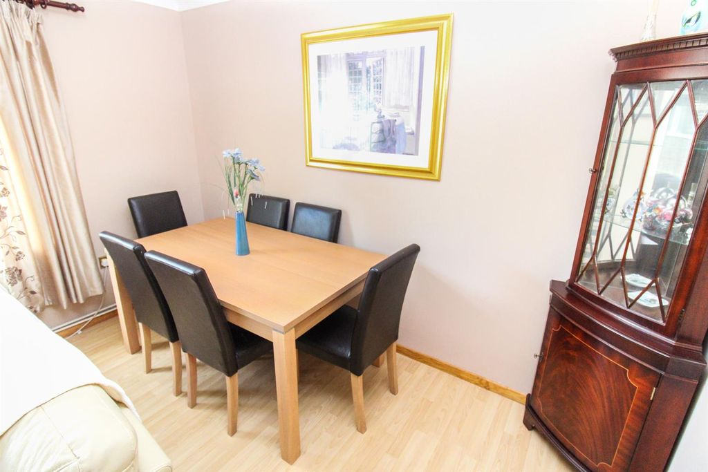 Property photo 3 of 13 Img_0423.Jpg